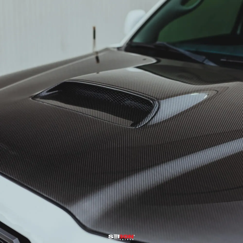 2005-2011 Toyota Tacoma TR-Style Carbon Fiber Hood