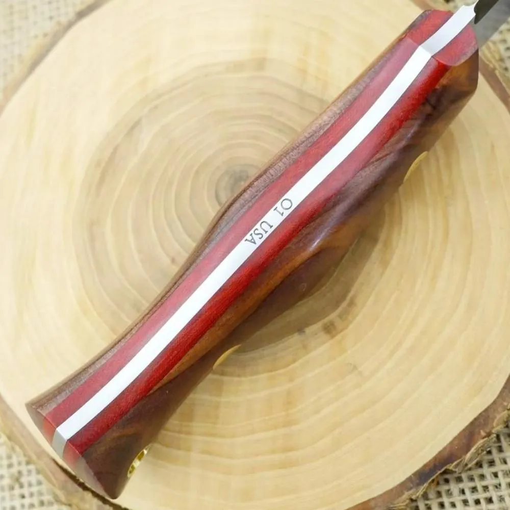 Classic: Cedar & Red Linen
