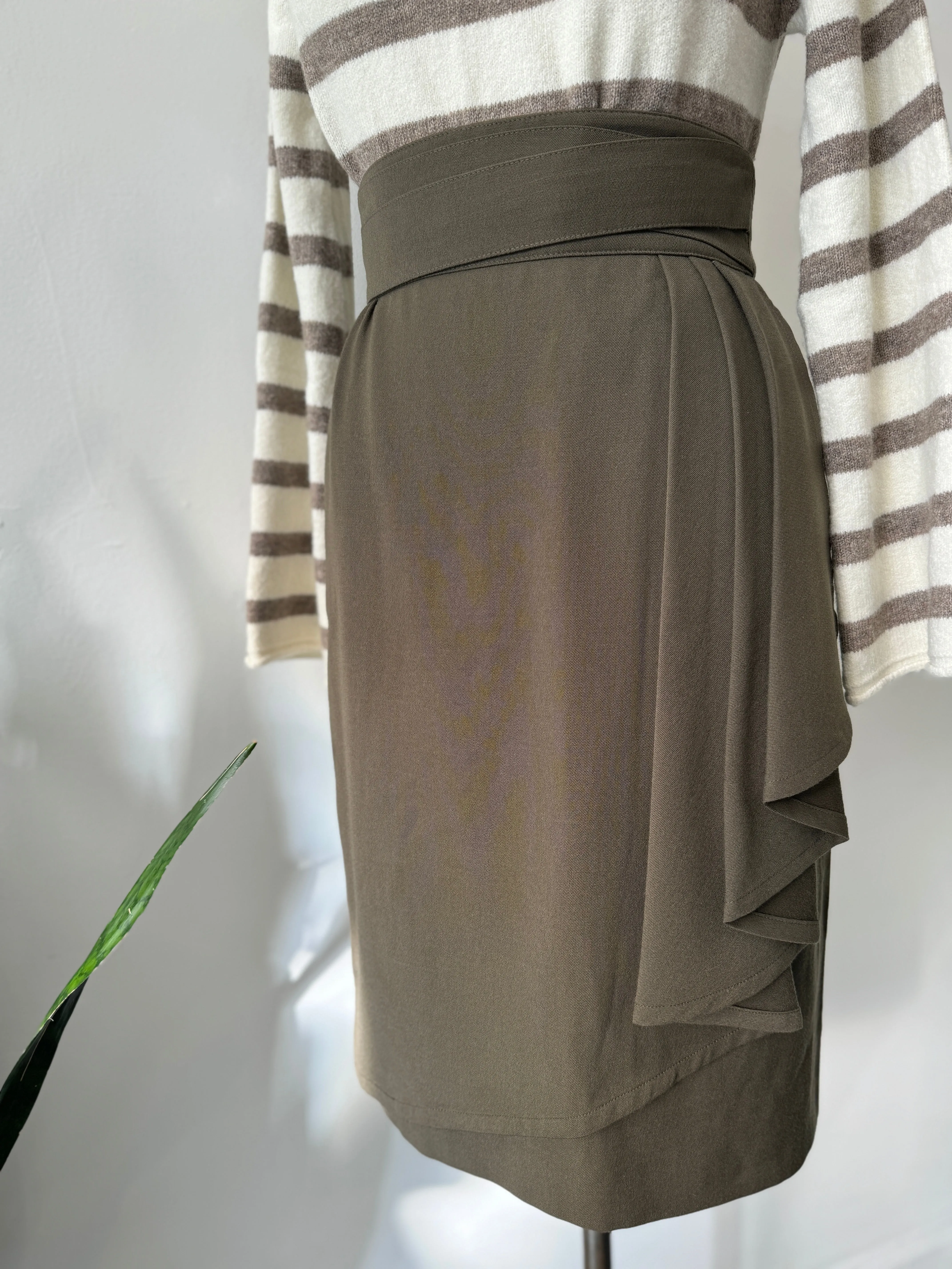 Designer ESCADA skirt