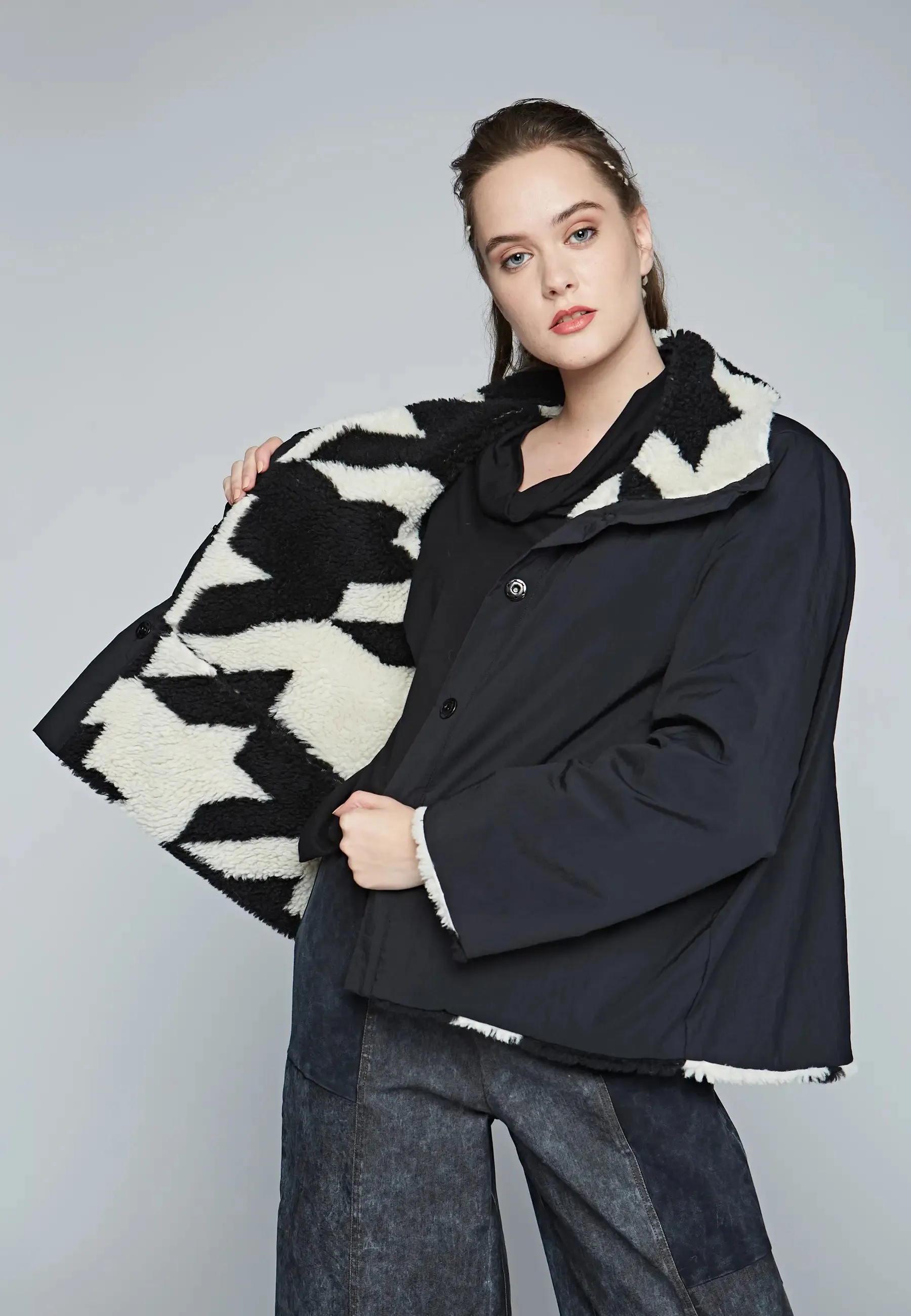 FLIP Mid-length, printed, reversible teddy coat