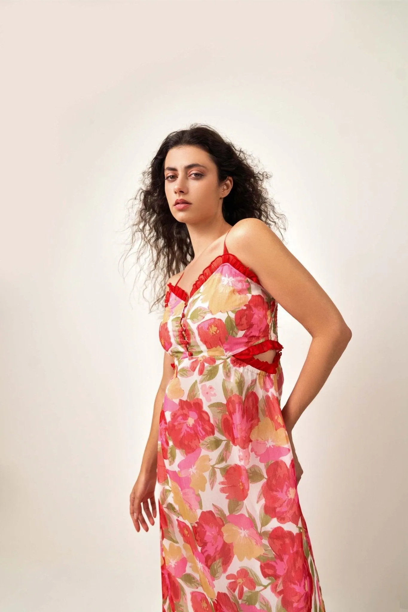 FLORAL MAXI DRESS