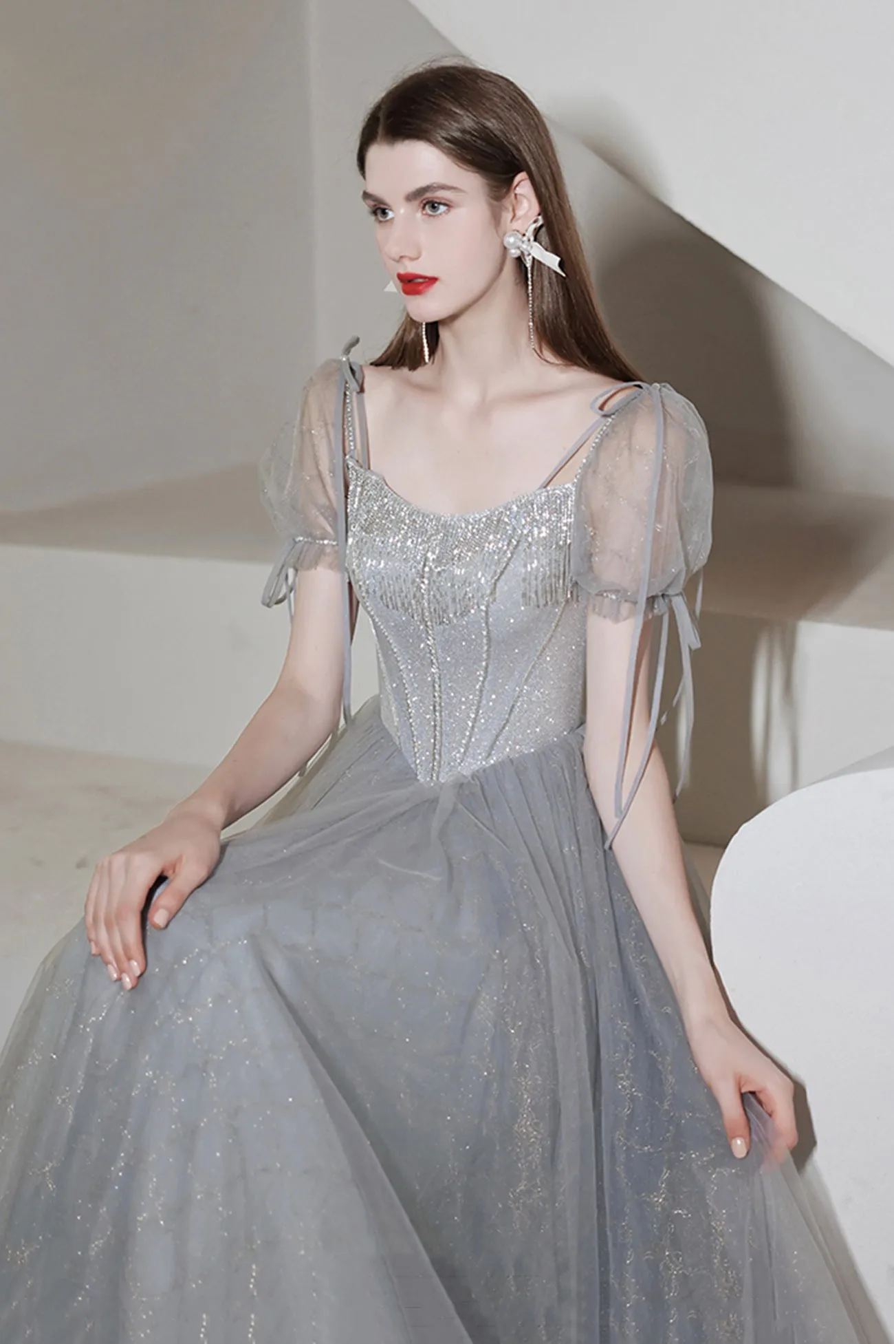 Gray Tulle Sequins Short Prom Dress, A-Line Short Sleeve Homecoming Party Dress