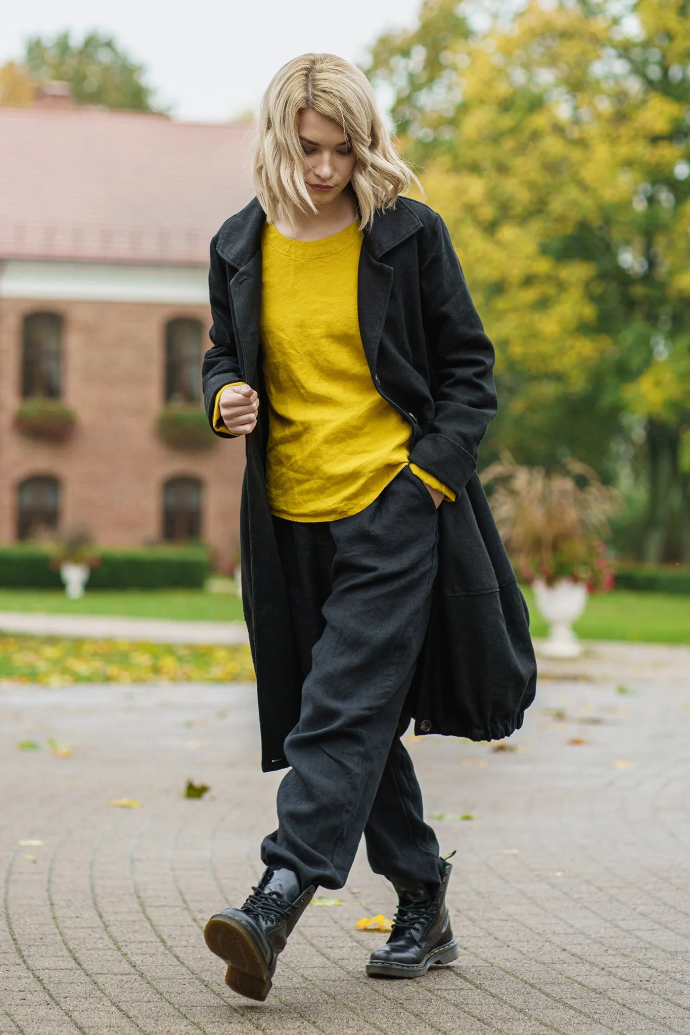 Linen coat for all seasons