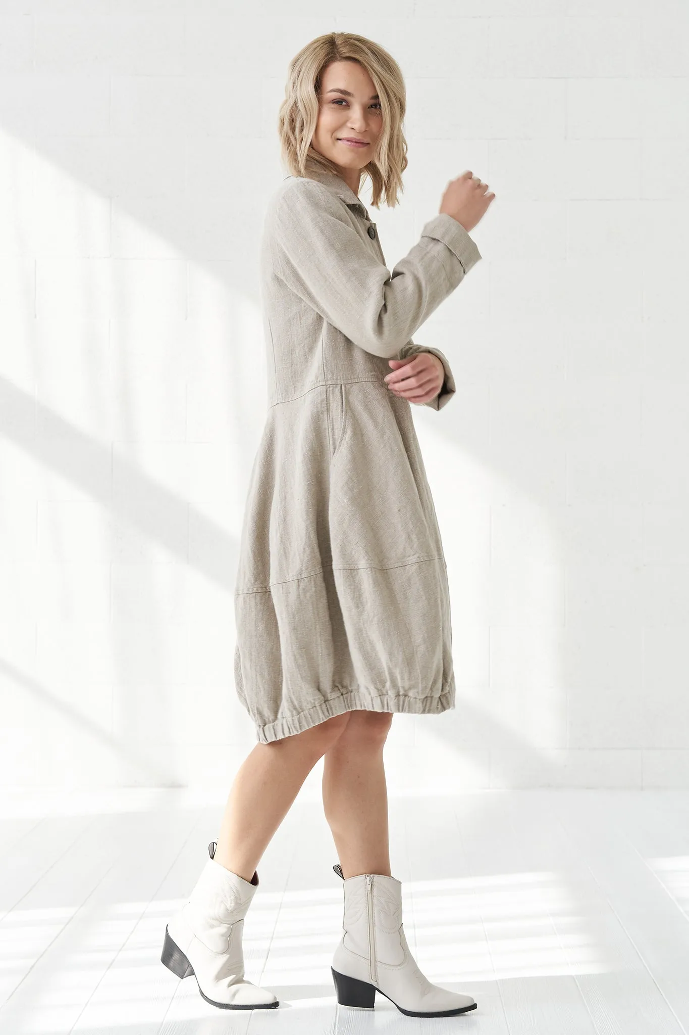 Linen coat for all seasons