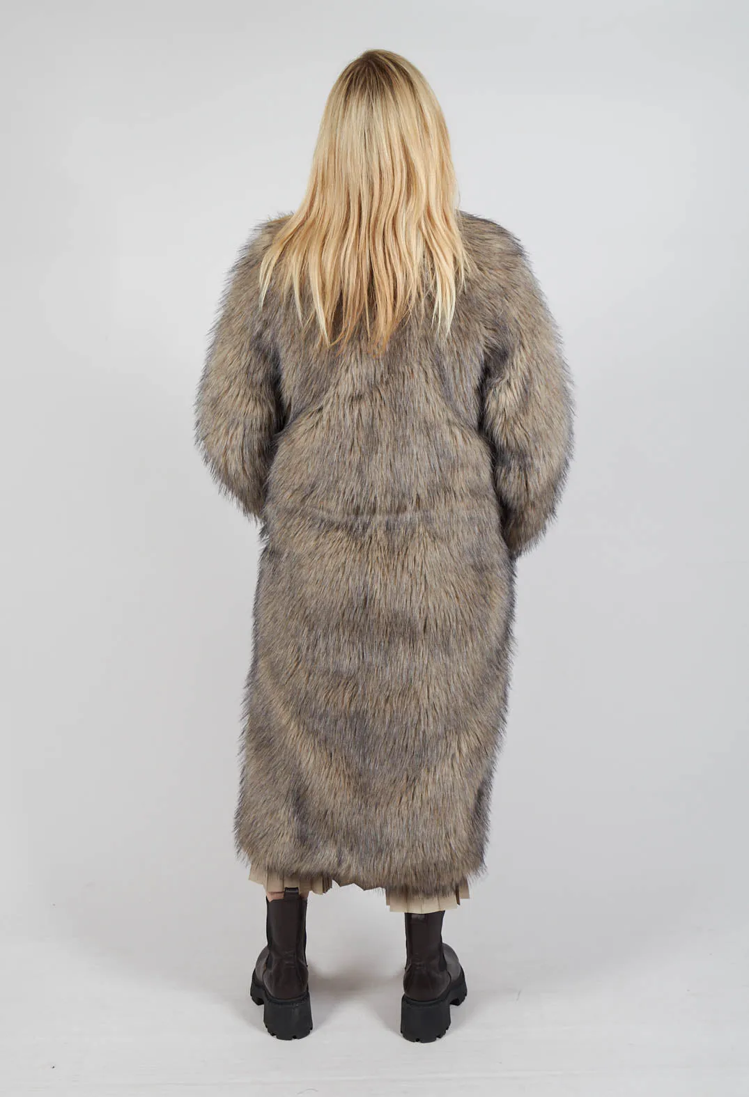 Longline Fur Coat in Cream Sfumato