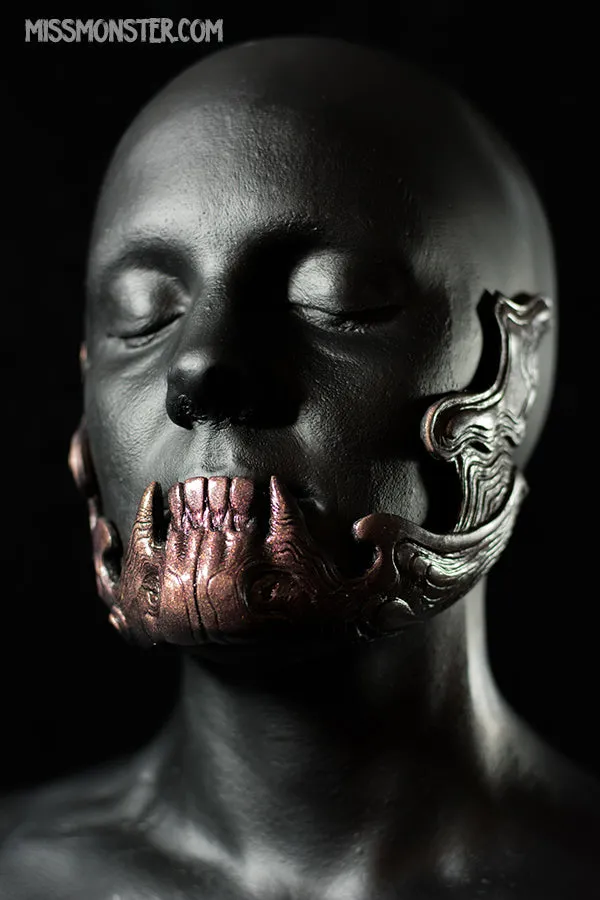 ORNATE MANDIBLE- HALF JAW MASK- TRANSLUCENT GLOW IN THE DARK