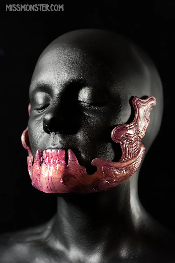ORNATE MANDIBLE- HALF JAW MASK- TRANSLUCENT GLOW IN THE DARK