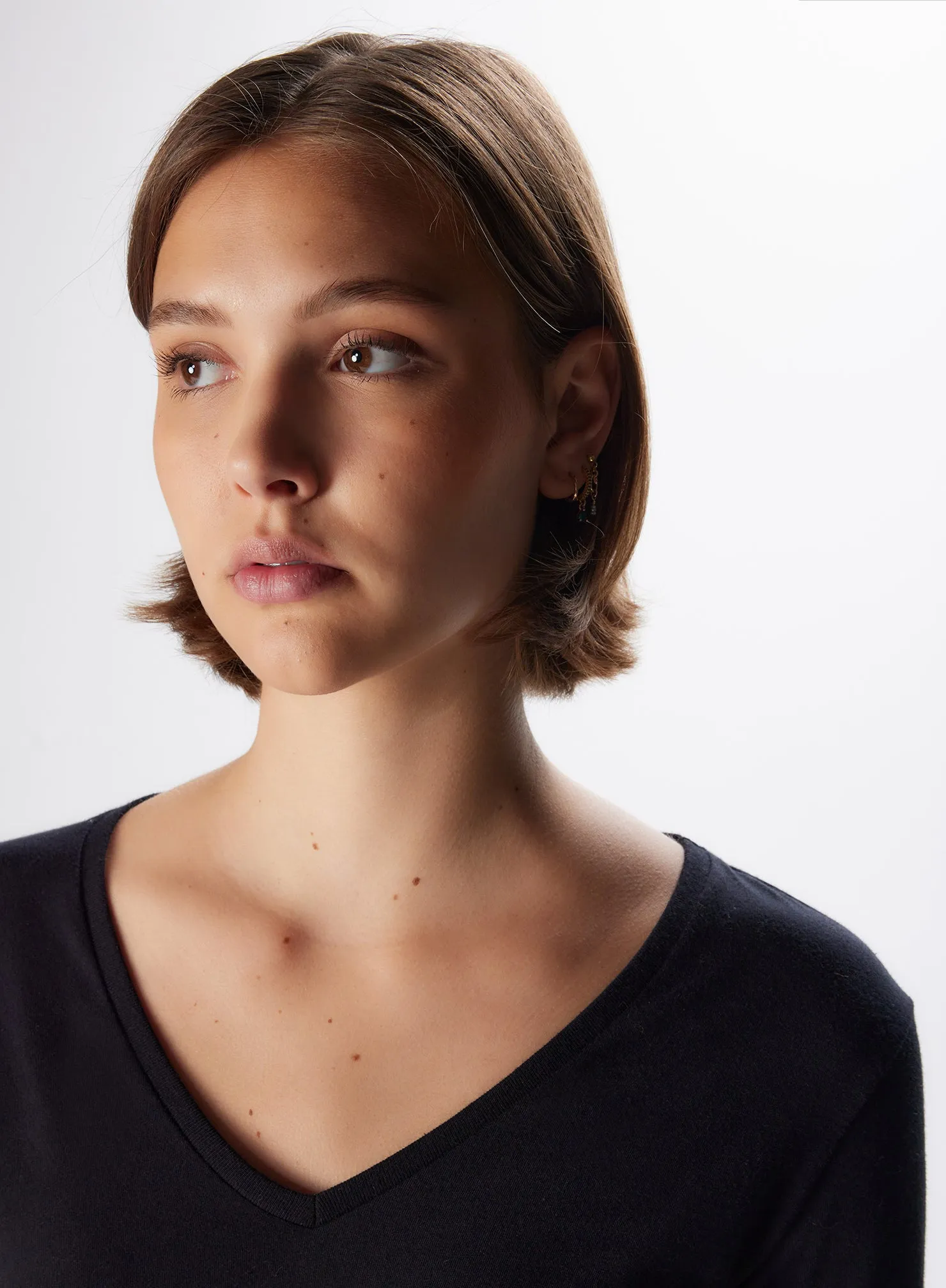T-shirt Noir Col V Manches Longues en Deluxe Coton